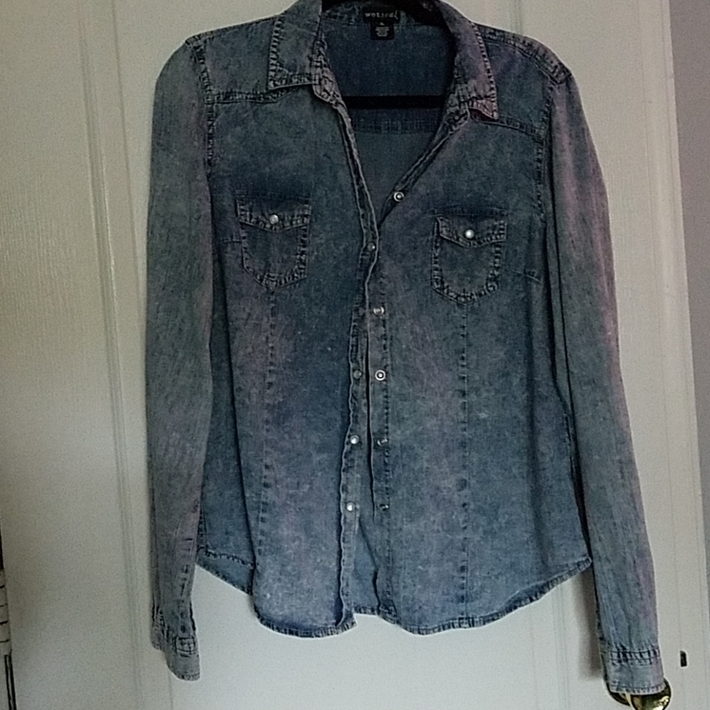 DONATE SOON - Wet Seal Denim Button Up Shirt